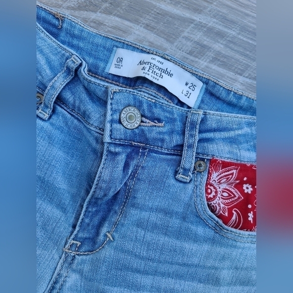 Abercrombie Y2K Bandana Patch Sequin Hem Jeans Upcycled - Picture 4 of 10